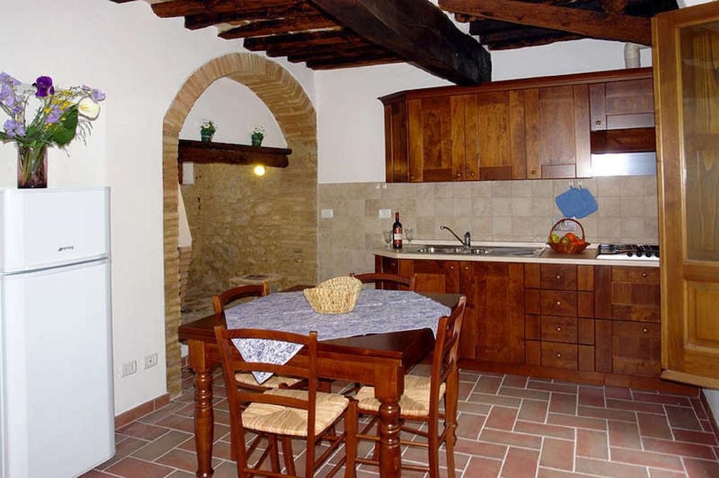 Podere Il Vecchio Mulino San Gimignano Habitación foto