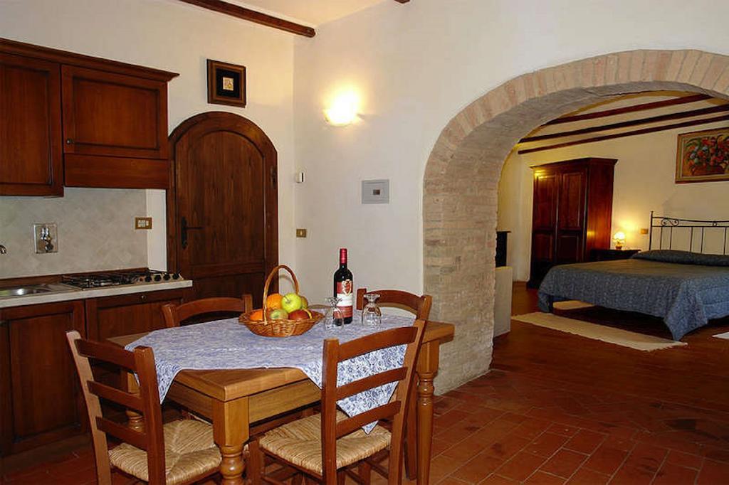 Podere Il Vecchio Mulino San Gimignano Habitación foto